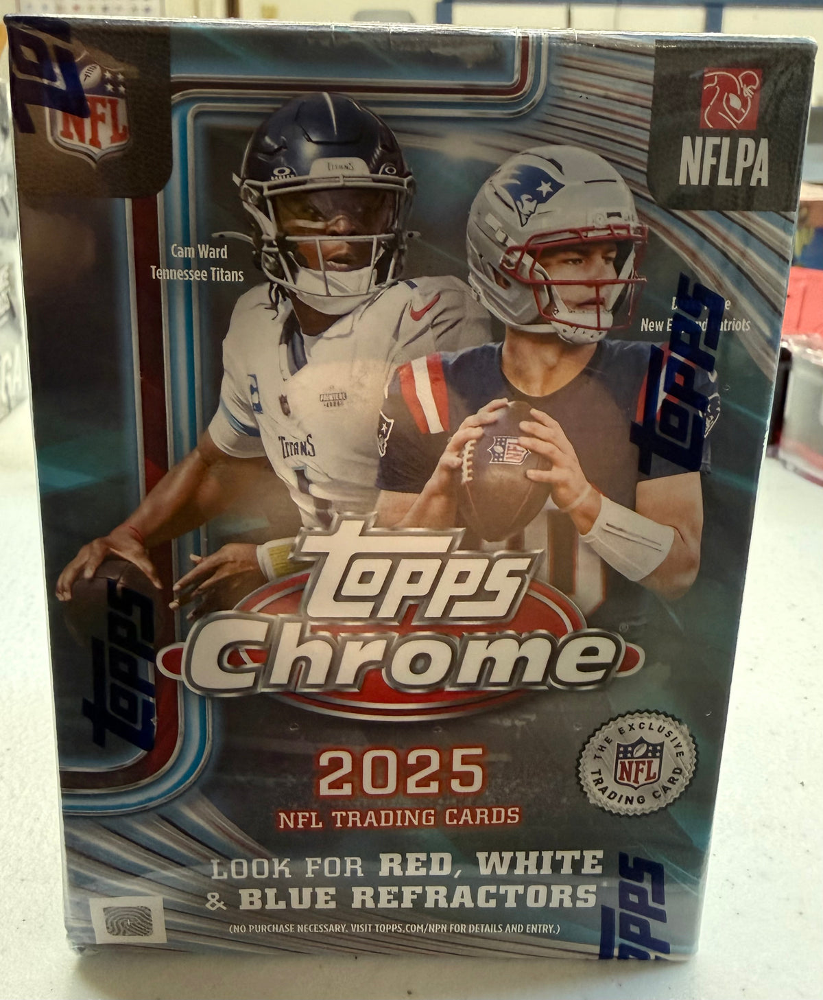 Topps Chrome NFL 2026